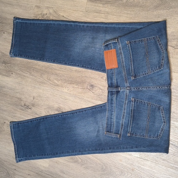 sac730 🍀Mid Rise Sweet Straight w/ 30" Inseam Lucky Jeans - Picture 2 of 8